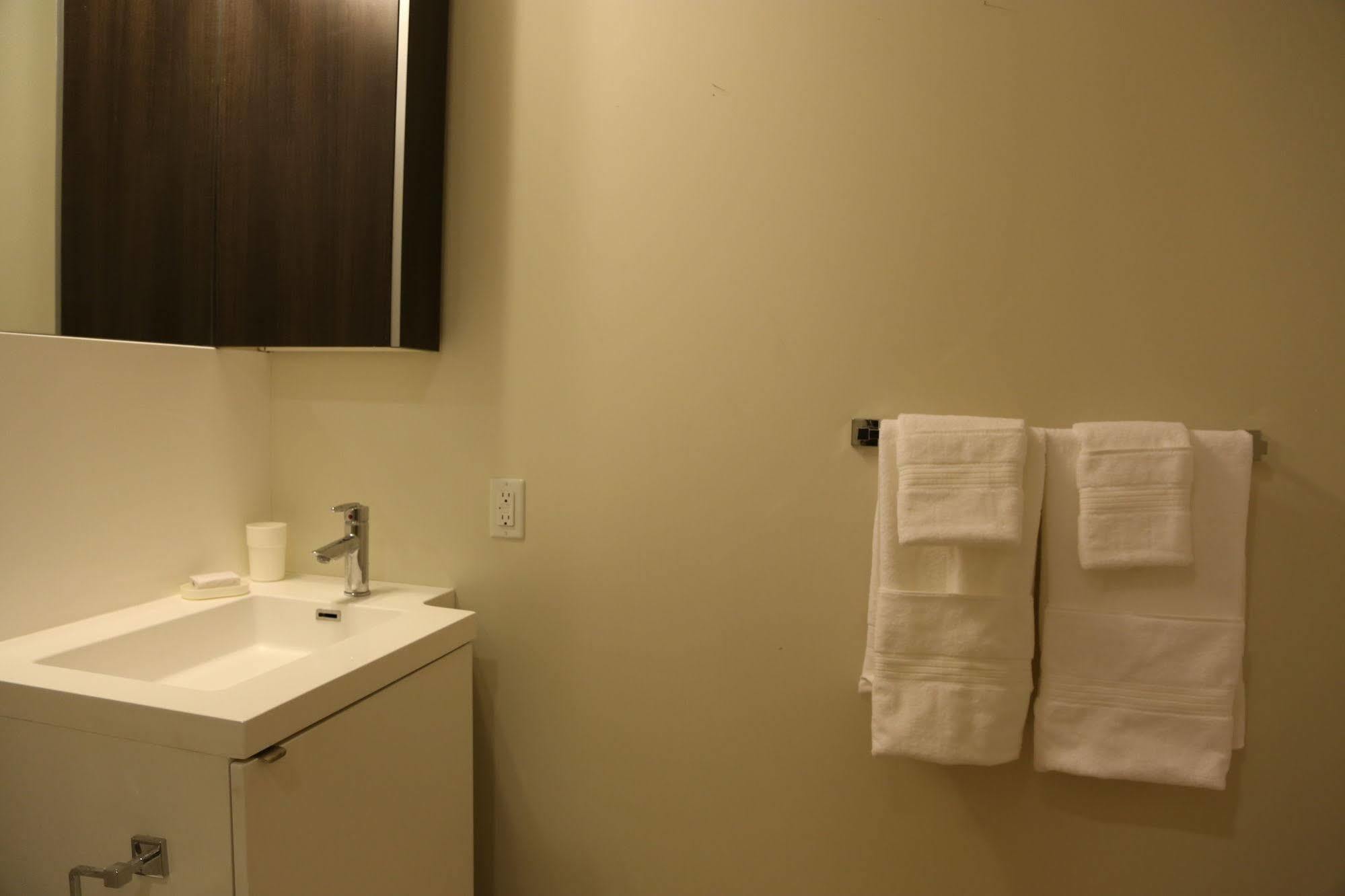 Hotel Duke Furnished 4*